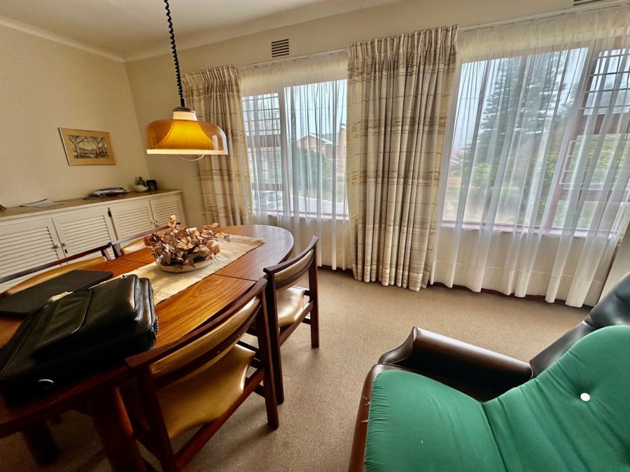 4 Bedroom Property for Sale in Bayview Western Cape